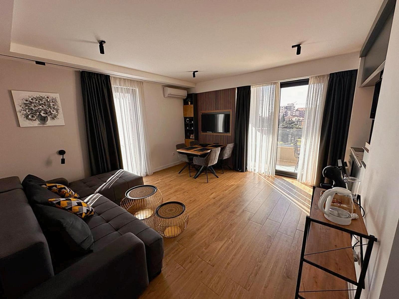 Мamma Mia Аpartments Apartment Budva Bagian luar foto